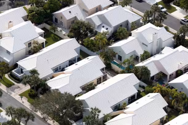 hip roof vs gable roof maintenance and longevity