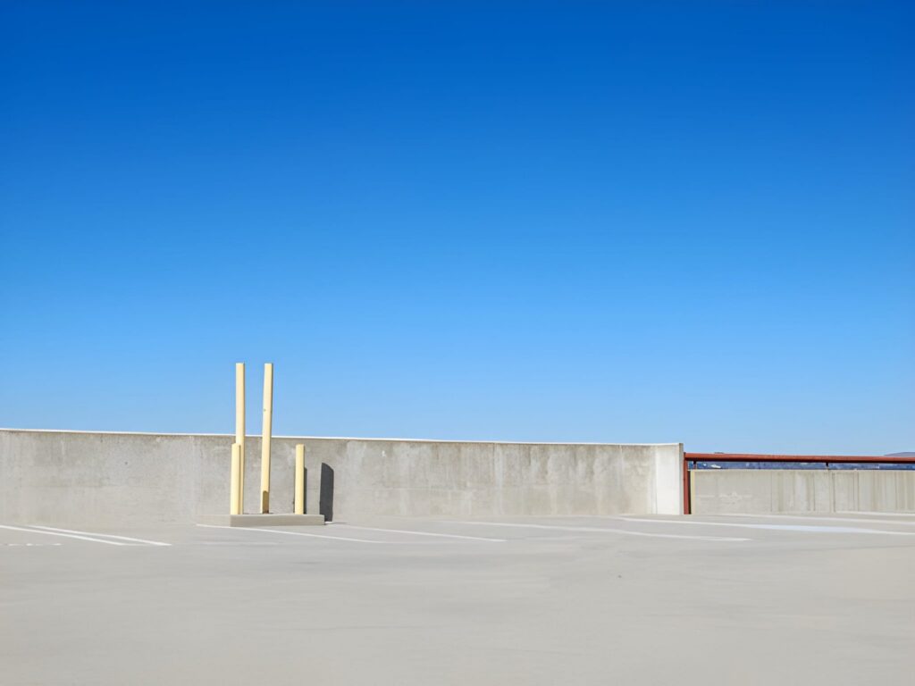 Commercial flat roof waterproofing Jupiter Florida pros and cons.