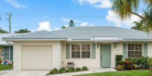 Roof age limits for Florida insurance companies